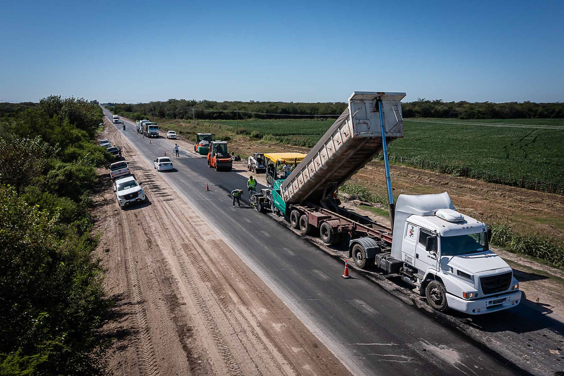Continúan las tareas de repavimentación de la ruta provincial Nº10